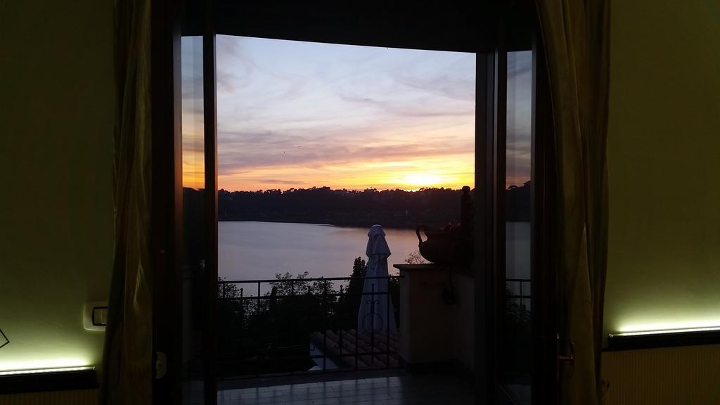 Hotel Villa Degli Angeli Castel Gandolfo Esterno foto