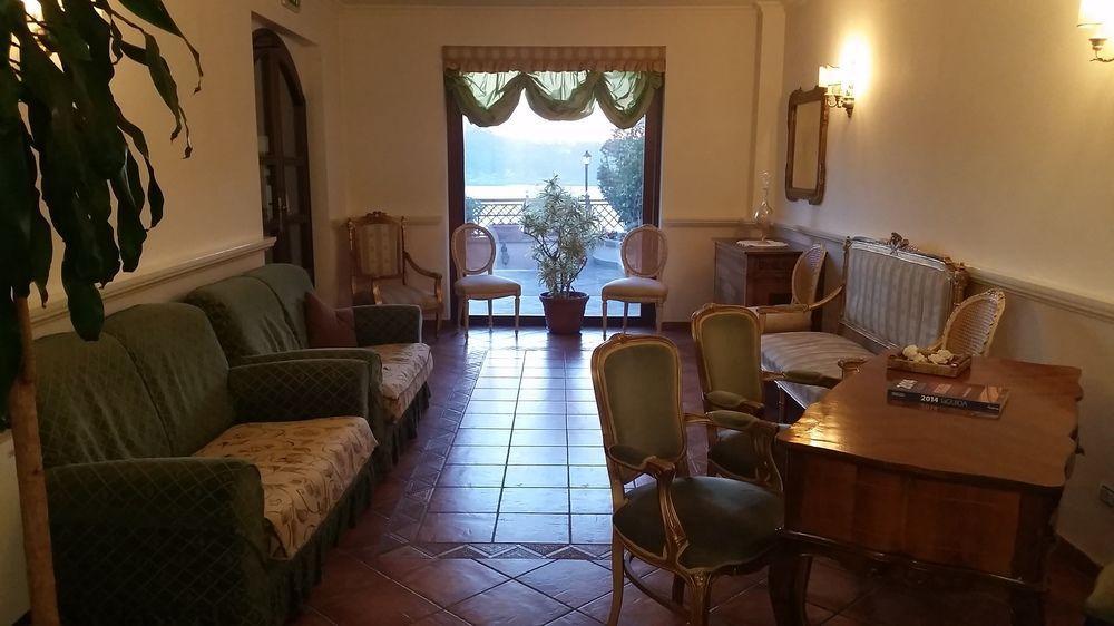 Hotel Villa Degli Angeli Castel Gandolfo Esterno foto