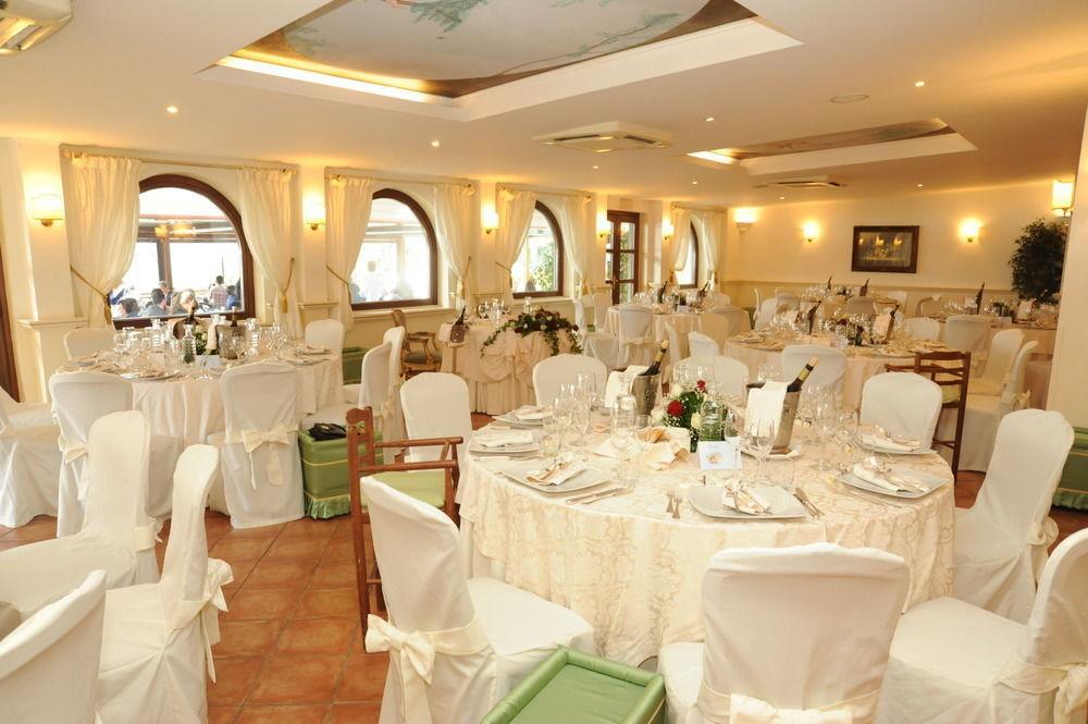 Hotel Villa Degli Angeli Castel Gandolfo Esterno foto