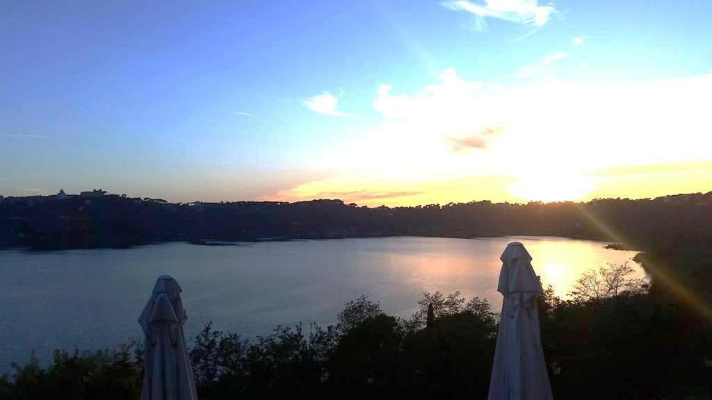 Hotel Villa Degli Angeli Castel Gandolfo Esterno foto