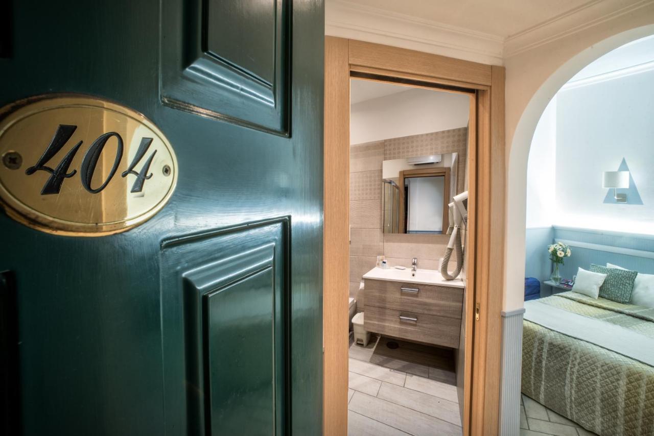 Hotel Villa Degli Angeli Castel Gandolfo Esterno foto